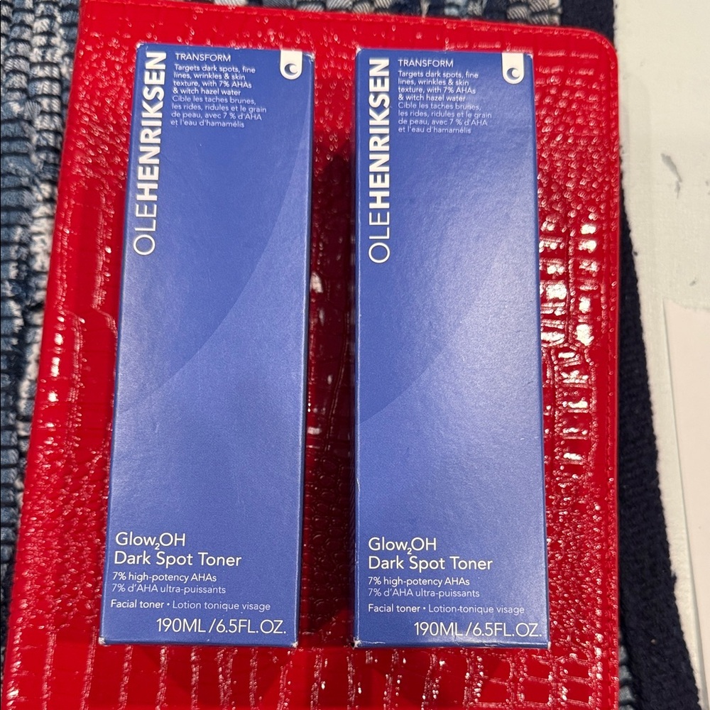Ole Henriksen Glow2OH Dark Spot Toner - Blue and Red Packaging